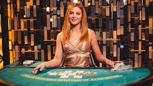 Tangkapan layar aplikasi mobile domino4d menampilkan menu slot dan kategori permainan